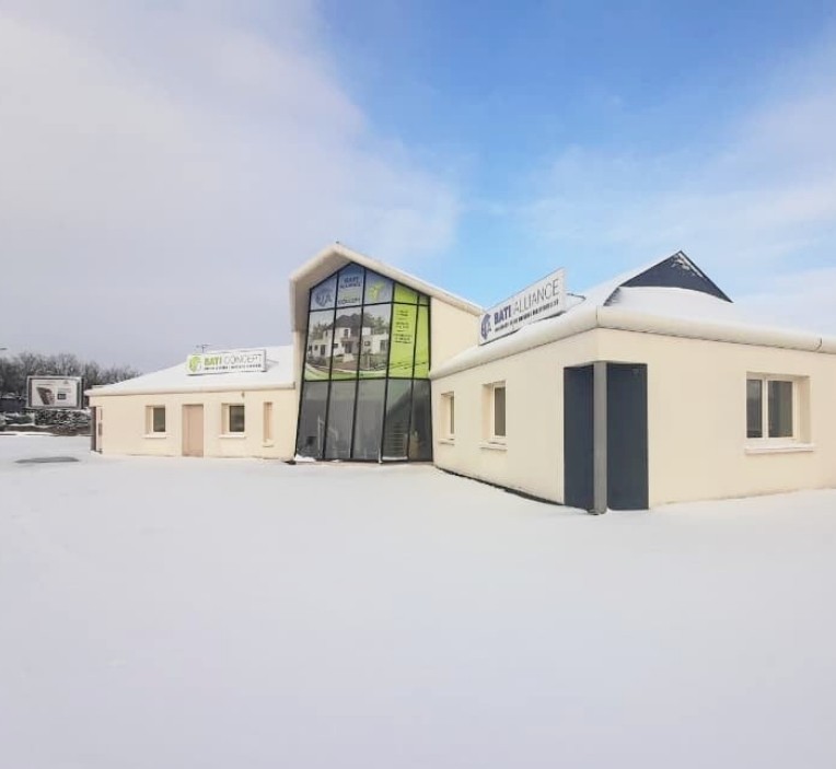 Constructeur Saint-Berthevin, L'Huisserie