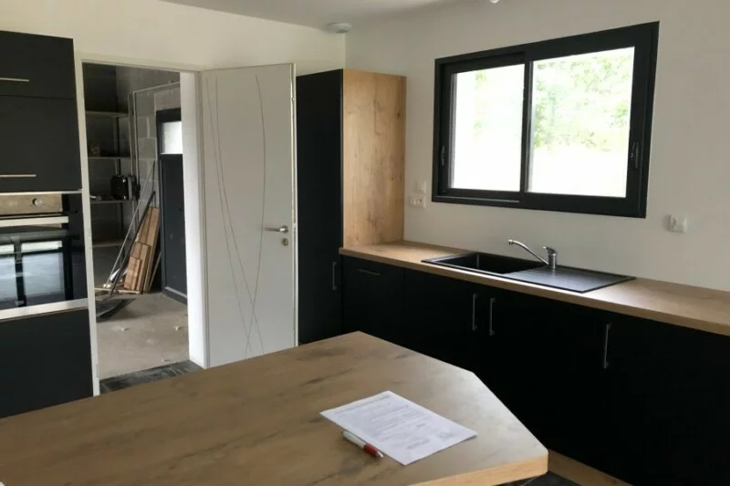 Bati Alliance Bati Concept Bati Solaire Construction De Maison A Laval Bati Alliance Constructeur Laval Maison Etage 112 M A Nuille Sur Vicoin 205 800x533 1