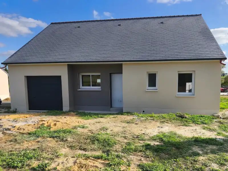 Plan de construction d'une maison plain-pied moderne 8596a
