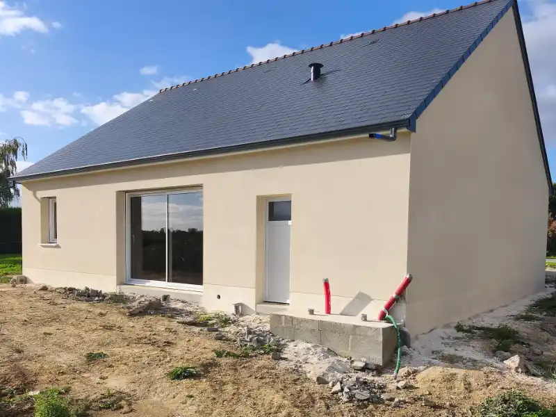Plan de construction d'une maison plain-pied moderne 8596b